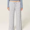 Gemütliche gerippte Hose mit weitem Bein
