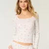 Gemütliches Pyjamaoberteil mit Beerenmuster