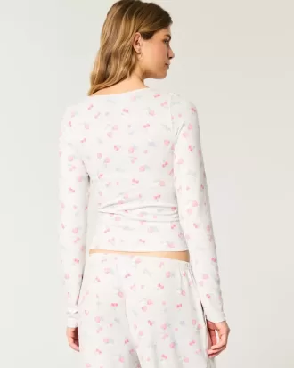 Gemütliches Pyjamaoberteil mit Beerenmuster