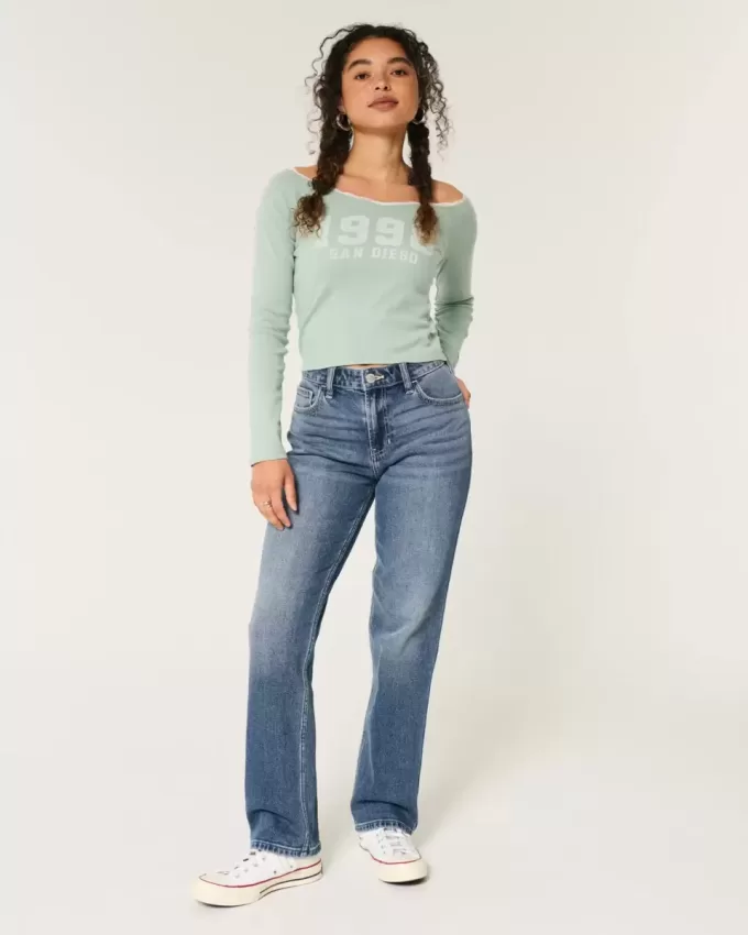 Gerade geschnittene Jeans mit hoher Taille und mittlerer Waschung