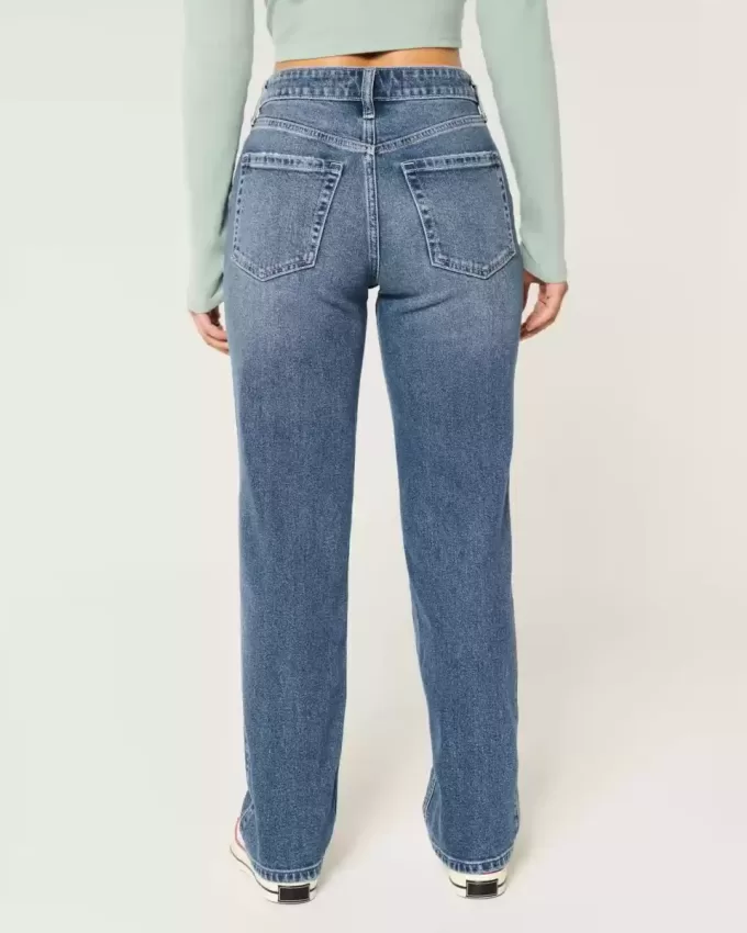 Gerade geschnittene Jeans mit hoher Taille und mittlerer Waschung