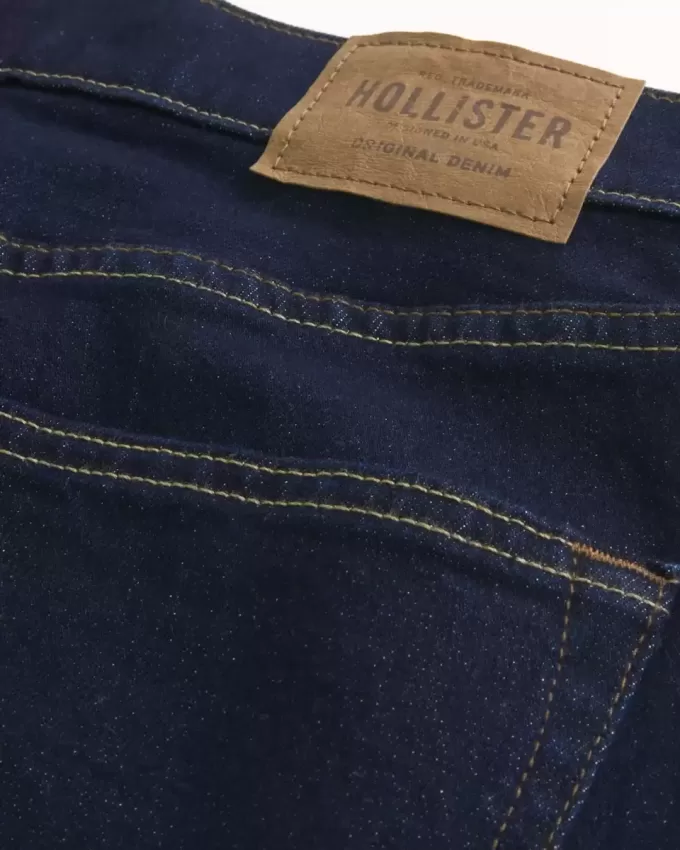 Gerade Jeans in dunkler Waschung Gerade Jeans in dunkler Waschung