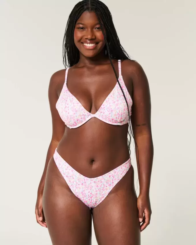 Gerippte Cheekiest-Bikinihose mit hohem Beinausschnitt Gerippte Cheekiest-Bikinihose mit hohem Beinausschnitt
