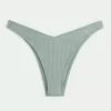 Gerippte Cheekiest-Bikinihose mit hohem Beinausschnitt Gerippte Cheekiest-Bikinihose mit hohem Beinausschnitt