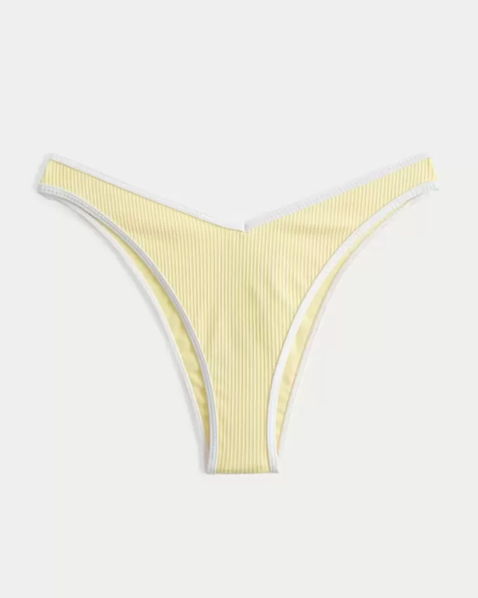 Gerippte Cheekiest-Bikinihose mit hohem Beinausschnitt und V-Taille Gerippte Cheekiest-Bikinihose mit hohem Beinausschnitt und V-Taille