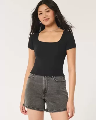 Geripptes Baby-T-Shirt mit eckigem Ausschnitt