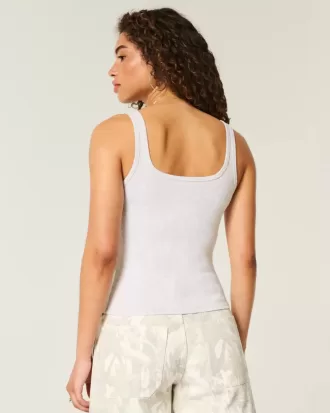 Geripptes Tanktop mit durchgehender Knopfleiste und quadratischem Ausschnitt