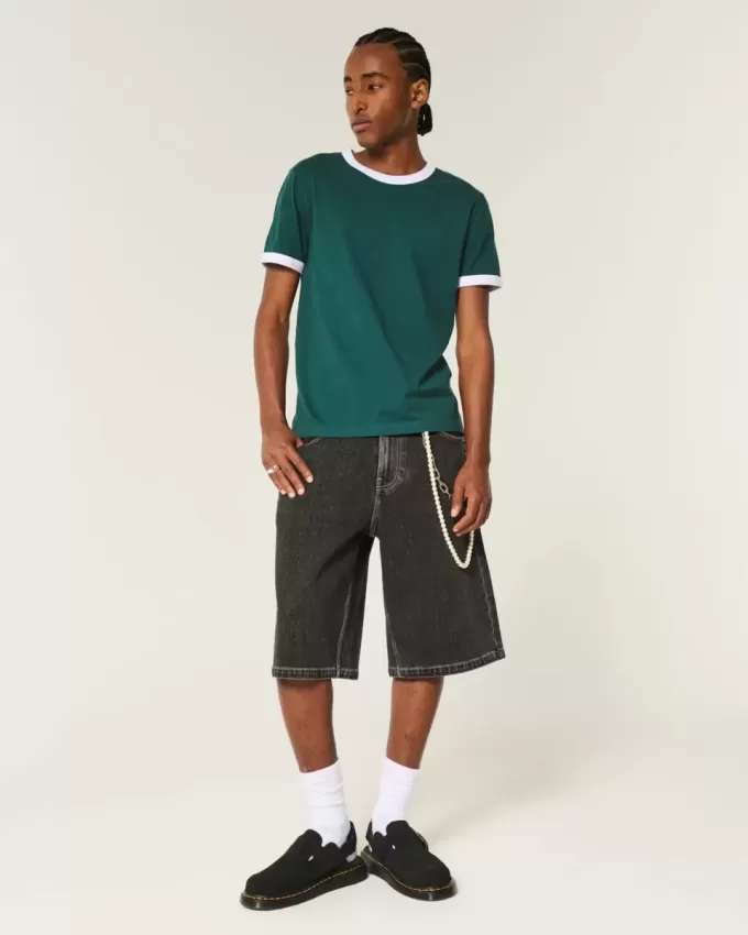 Geschrumpftes Ringer-T-Shirt