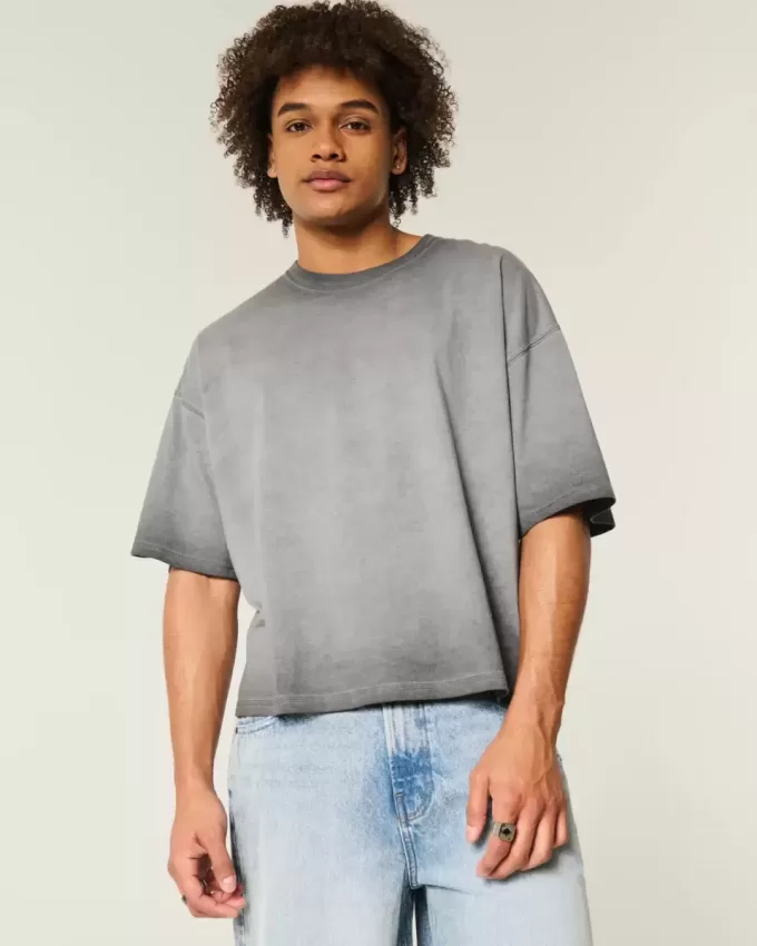 Gewaschenes Baggy Crop T-Shirt mit Rundhalsausschnitt Gewaschenes Baggy Crop T-Shirt mit Rundhalsausschnitt