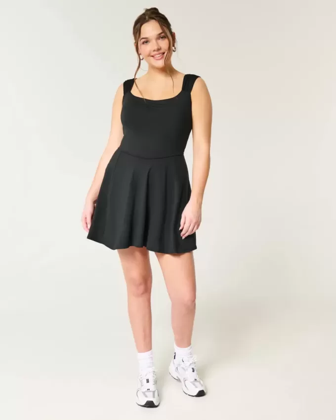Gilly Hicks Active Cinch-Kleid Gilly Hicks Active Cinch-Kleid