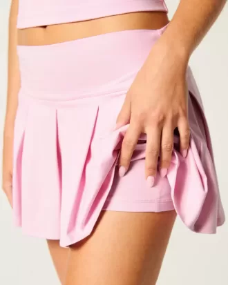 Gilly Hicks Active Plissee-Skortie mit tiefer Taille