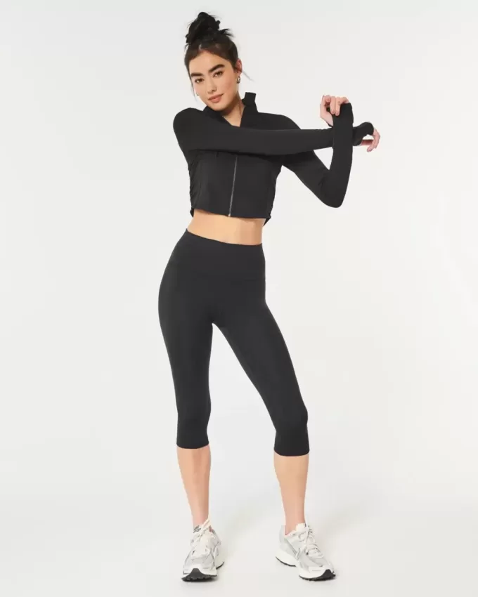 Gilly Hicks Active Recharge Capri-Leggings Gilly Hicks Active Recharge Capri-Leggings