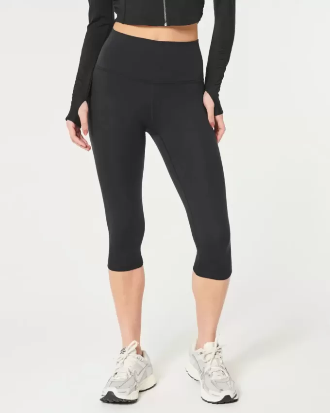 Gilly Hicks Active Recharge Capri-Leggings Gilly Hicks Active Recharge Capri-Leggings
