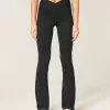 Gilly Hicks Active Recharge Stiefel-Leggings mit Wickelbund