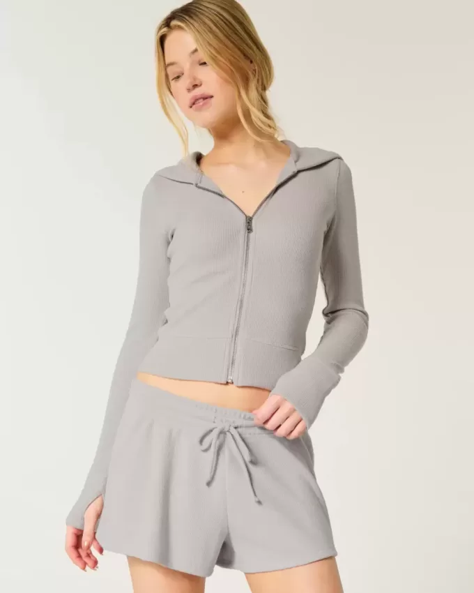 Gilly Hicks – Kapuzenjacke mit Waffelmuster und Reißverschluss Gilly Hicks – Kapuzenjacke mit Waffelmuster und Reißverschluss