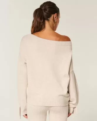 Gilly Hicks – Kuscheliger, schulterfreier Pullover mit Schleife