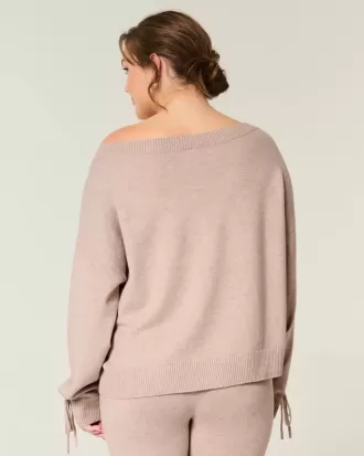Gilly Hicks – Kuscheliger, schulterfreier Pullover mit Schleife