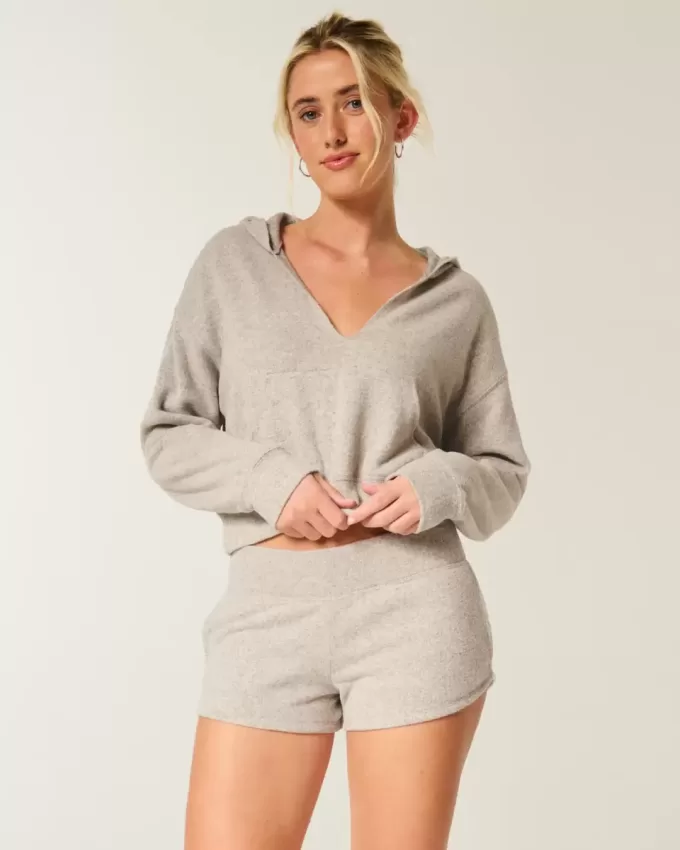 Gilly Hicks – Mini-Strickshorts Gilly Hicks – Mini-Strickshorts
