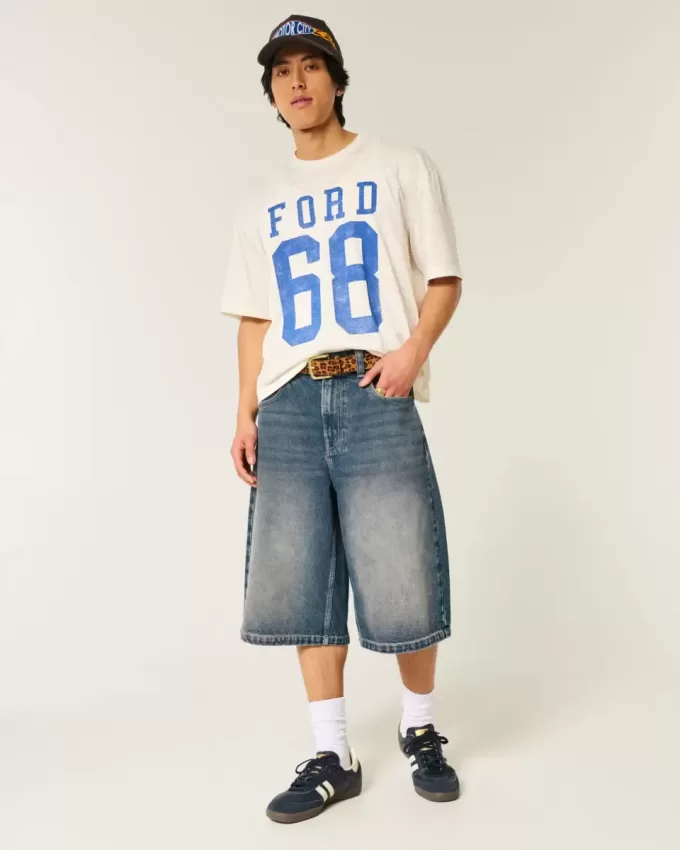 Halbhohe Denimhose in mittlerer Waschung Halbhohe Denimhose in mittlerer Waschung