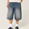 Halbhohe Denimhose in mittlerer Waschung Halbhohe Denimhose in mittlerer Waschung