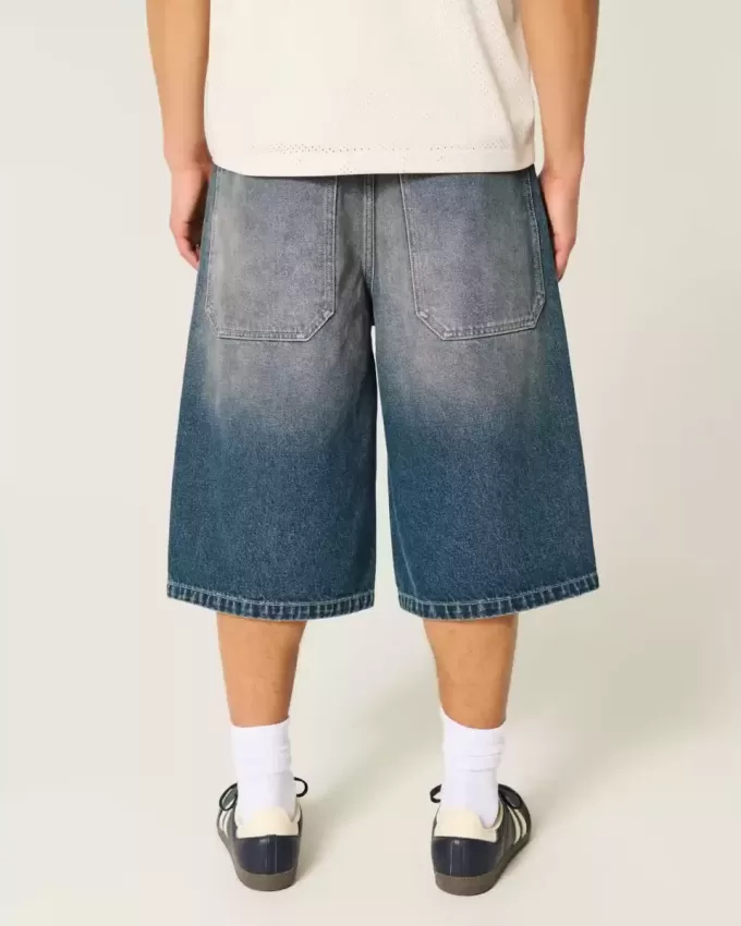 Halbhohe Denimhose in mittlerer Waschung Halbhohe Denimhose in mittlerer Waschung