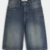 Halbhohe Denimhose in mittlerer Waschung Halbhohe Denimhose in mittlerer Waschung