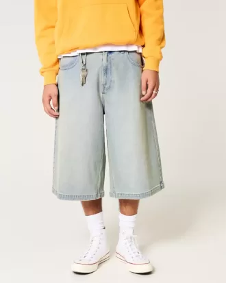 Halblange Skater-Baggy-Jeans in heller Waschung