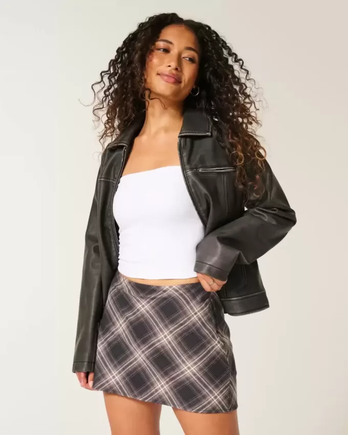 Hoch geschnittener A-Linien-Mini-Skort