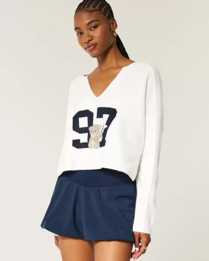 Hollister – Bequemer Pullover mit Wolkengrafik und Kerbkragen Hollister – Bequemer Pullover mit Wolkengrafik und Kerbkragen