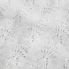 Hollister – Bequemer, schulterfreier Pullover mit Cloud-Stickerei