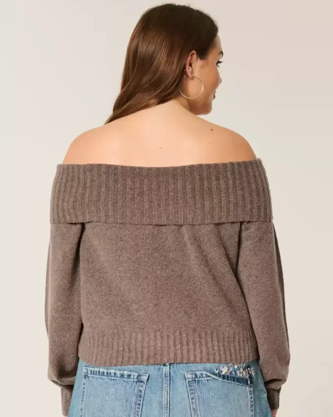Hollister – Bequemer, schulterfreier Pullover mit Umschlag in Cloud