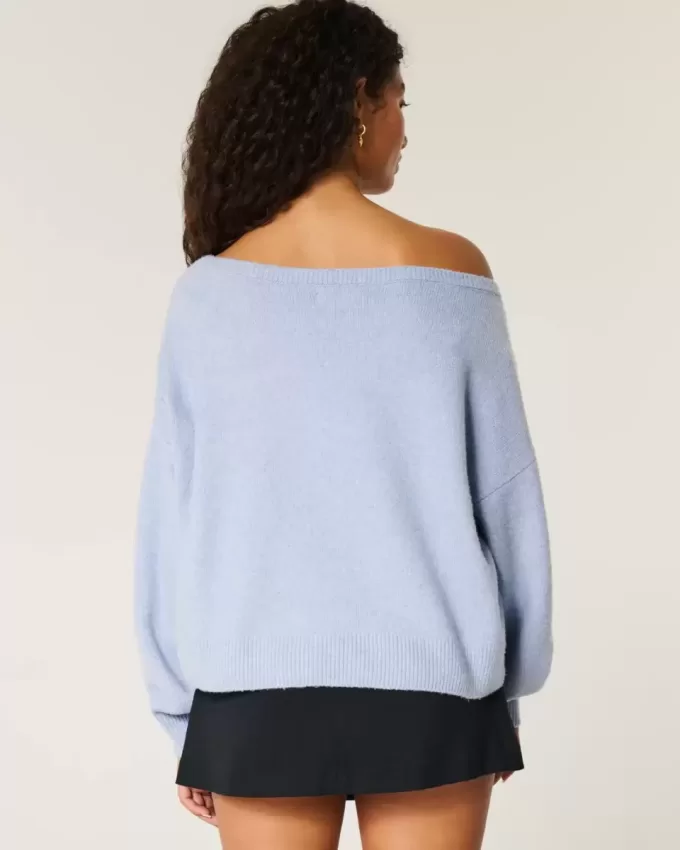 Hollister – Comfy Cloud – Bequemer, schulterfreier Pullover mit Zahlengrafik Hollister – Comfy Cloud – Bequemer, schulterfreier Pullover mit Zahlengrafik