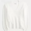 Hollister – Comfy Cloud – Oversize-Pullover mit V-Ausschnitt Hollister – Comfy Cloud – Oversize-Pullover mit V-Ausschnitt