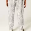Hollister – Fleece-Jogginghose „Feel Good“ in Camouflage