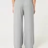 Hollister – Livvy – Hose mit niedriger Leibhöhe und weitem Bein