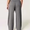 Hollister – Livvy – Hose mit niedriger Leibhöhe und weitem Bein