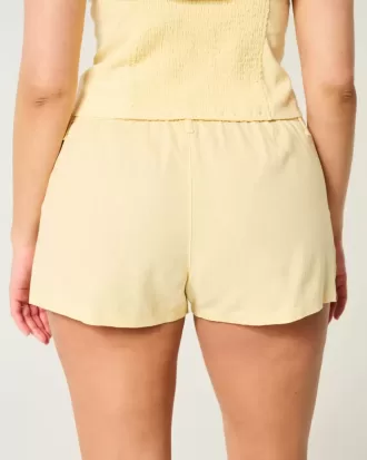 Hollister – Livvy – Shorts aus Leinenmischung mit niedriger Taille