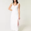 Hollister – Sofia – Maxikleid mit seitlich gesmokten Ösen Hollister – Sofia – Maxikleid mit seitlich gesmokten Ösen