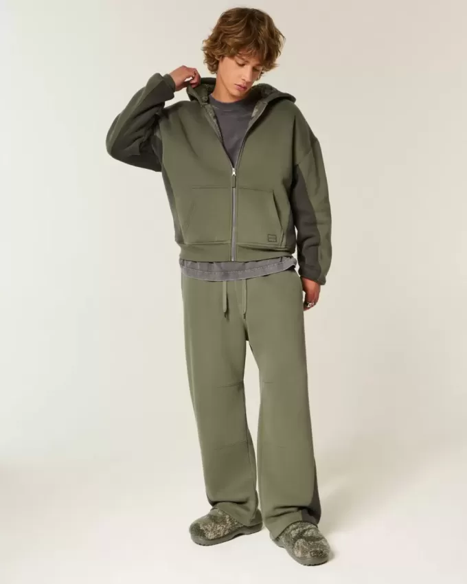 Hollister x Crocs – Superweite Jogginghose