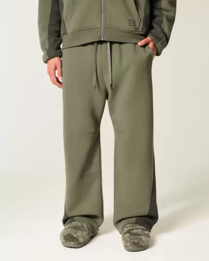 Hollister x Crocs – Superweite Jogginghose