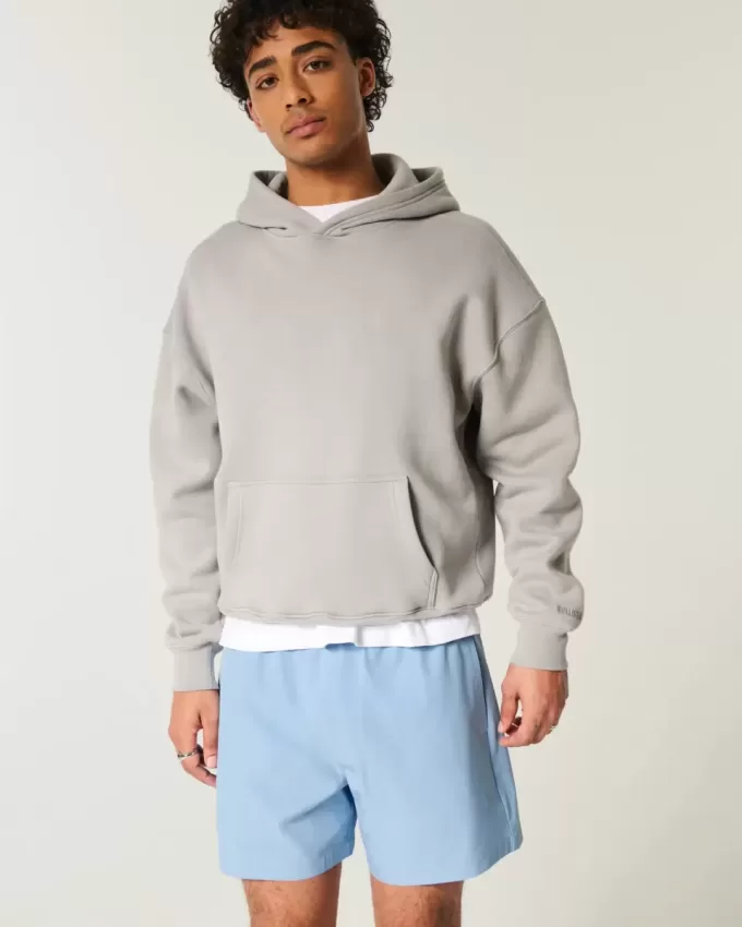 Hybrid-Aktivshorts bis zur Mitte des Oberschenkels