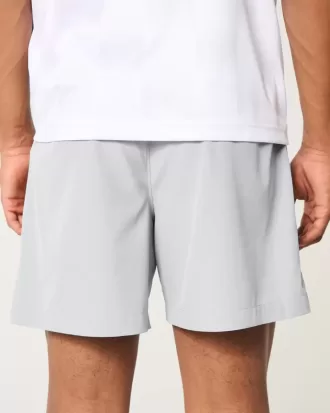 Hybrid-Aktivshorts bis zur Mitte des Oberschenkels