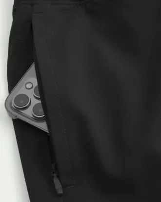 Hybrid-Aktivshorts bis zur Mitte des Oberschenkels