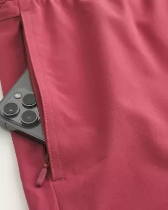 Hybrid-Aktivshorts bis zur Mitte des Oberschenkels