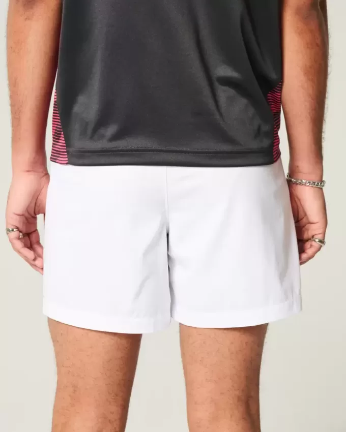 Hybrid-Aktivshorts bis zur Mitte des Oberschenkels Hybrid-Aktivshorts bis zur Mitte des Oberschenkels