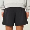 Hybrid-Aktivshorts bis zur Mitte des Oberschenkels