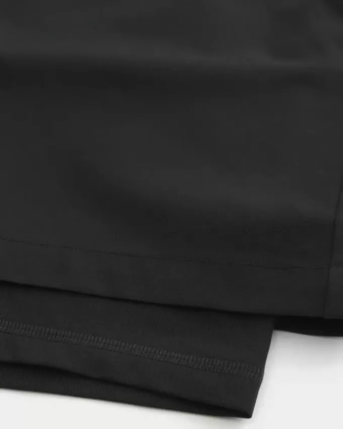 Hybrid-Aktivshorts bis zur Mitte des Oberschenkels