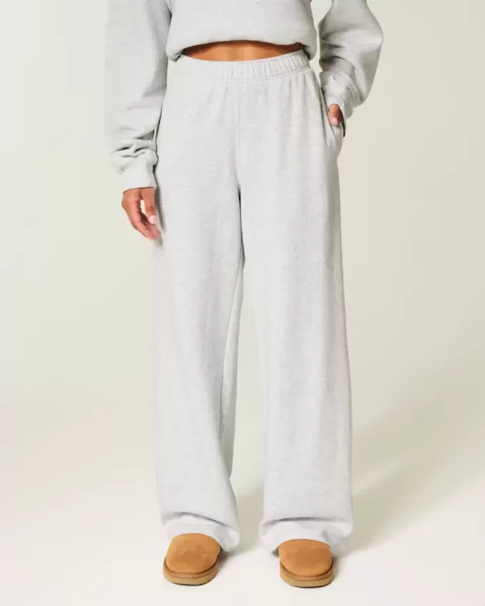 Jogginghose mit weitem Bein
