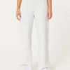 Jogginghose mit weitem Bein