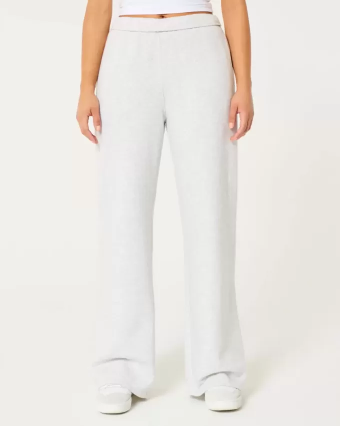 Jogginghose mit weitem Bein